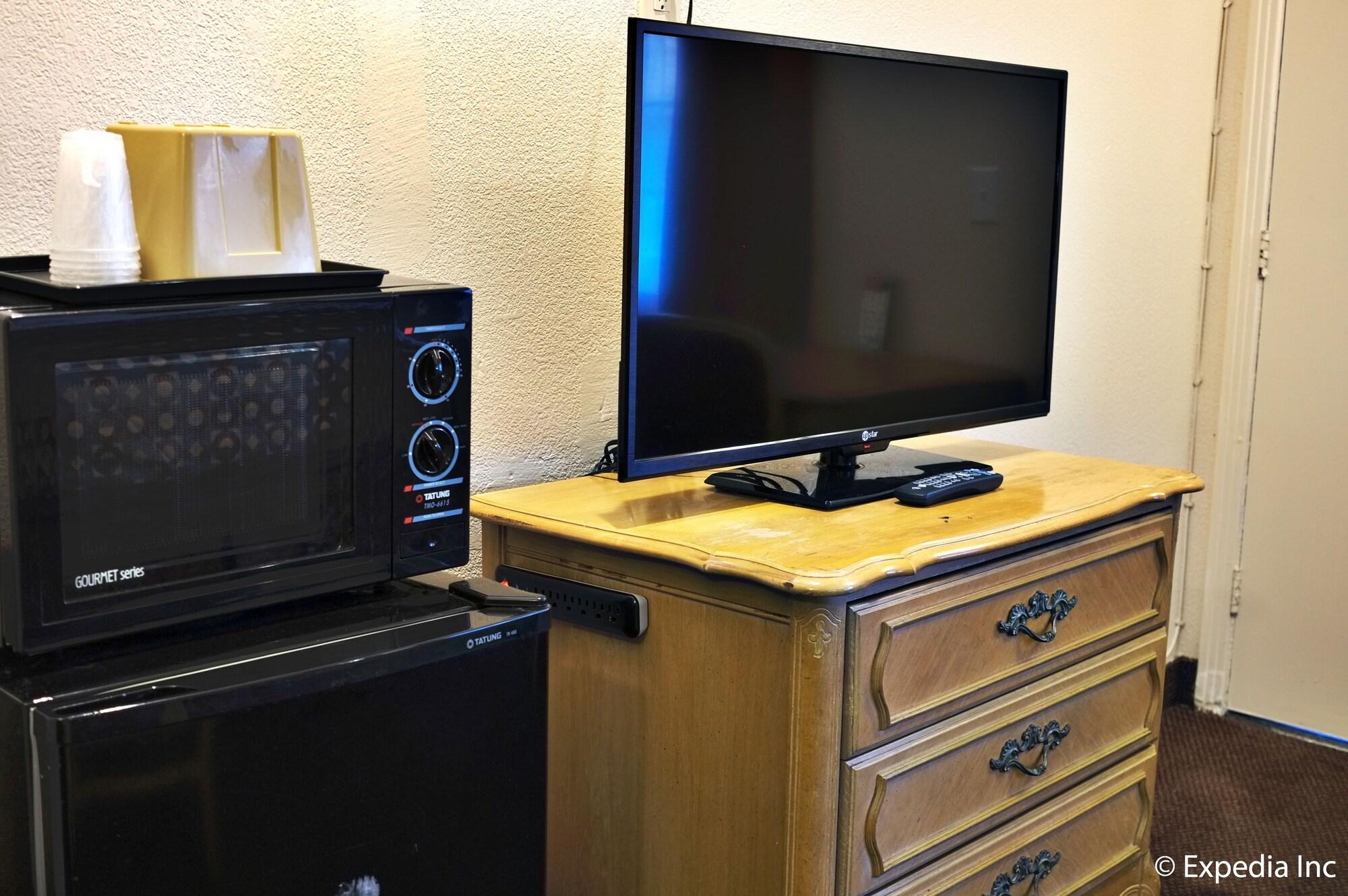 Anaheim Discovery Inn And Suites Esterno foto