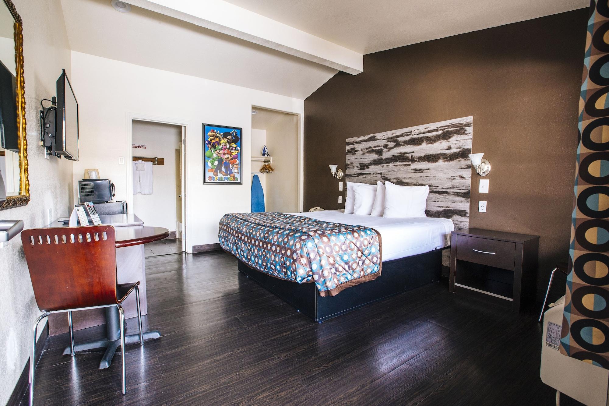 Anaheim Discovery Inn And Suites Esterno foto