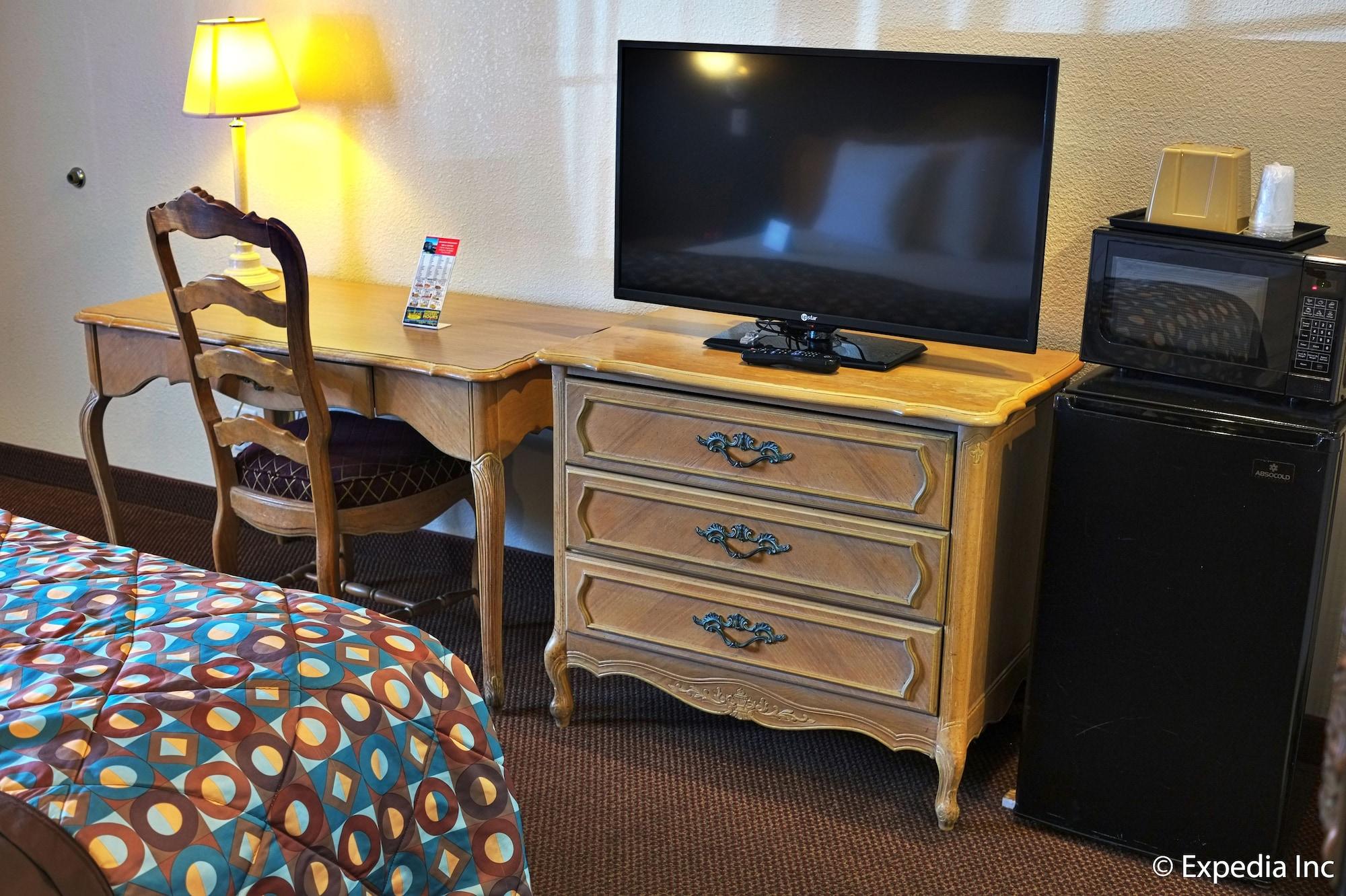 Anaheim Discovery Inn And Suites Esterno foto