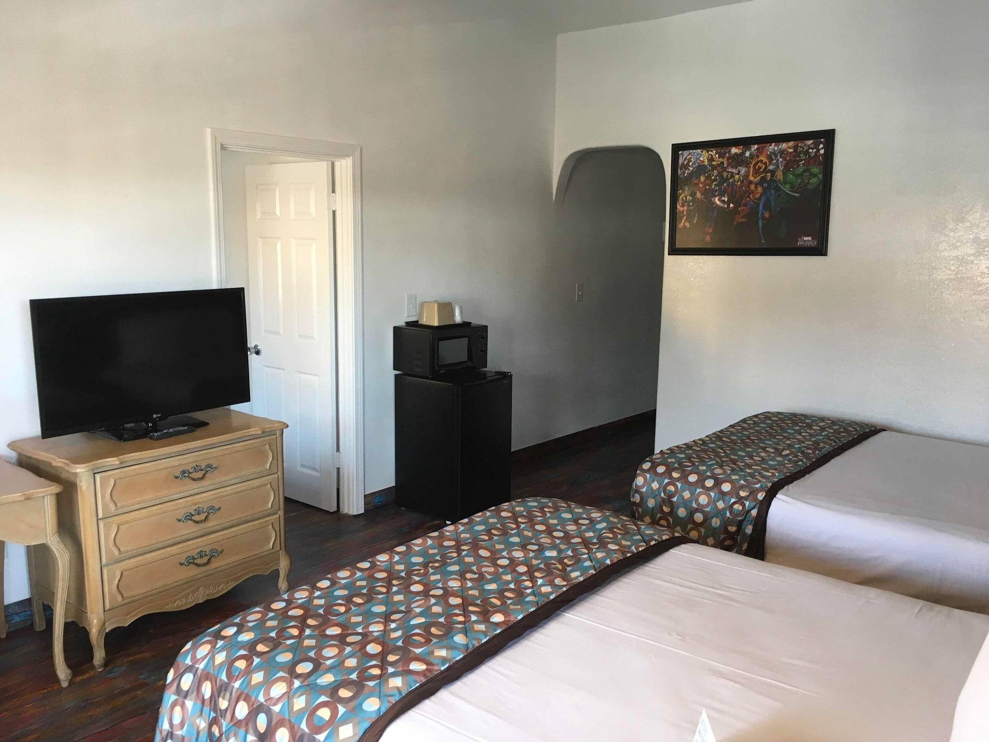 Anaheim Discovery Inn And Suites Esterno foto