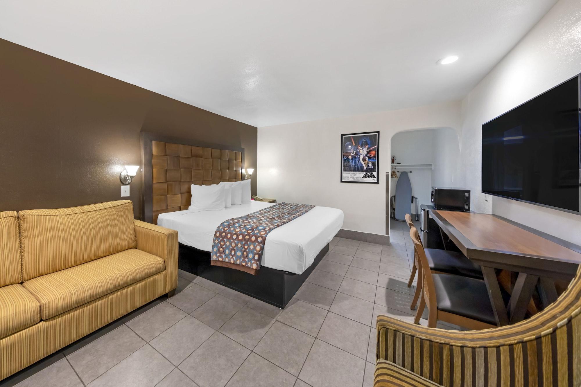 Anaheim Discovery Inn And Suites Esterno foto